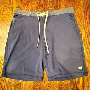 Vuori- Cruise Board short Navy Micro Dot-Size 31
